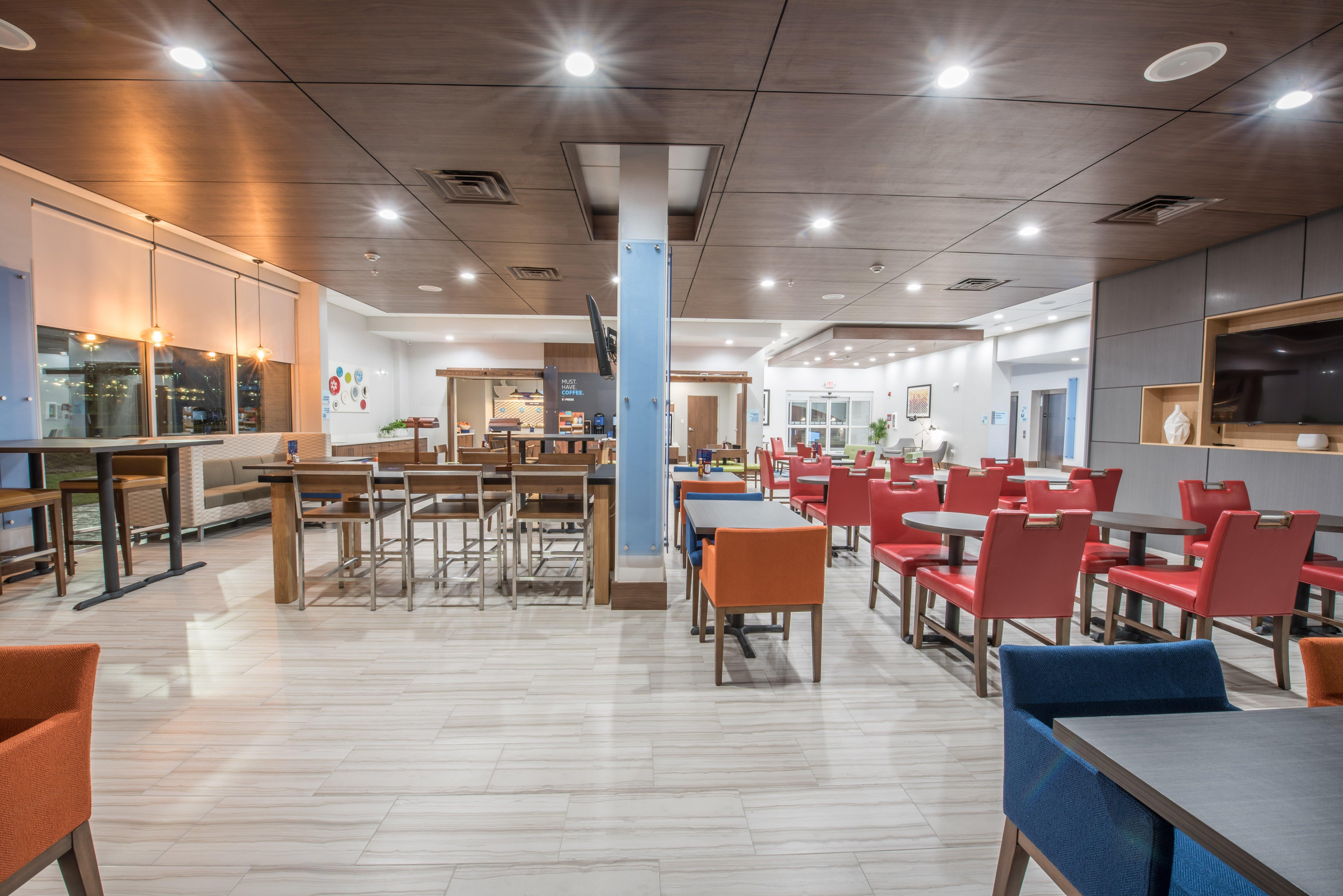 Holiday Inn Express & Suites - Houston Westchase - Westheimer By Ihg Exterior photo